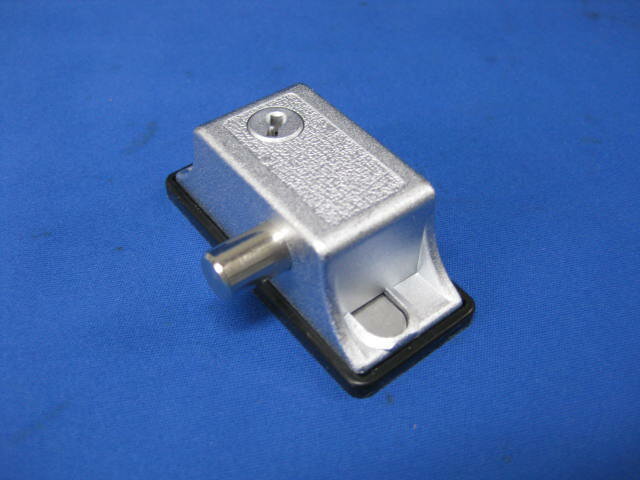 インサイドロックシルバー色（DS-IN-1U）勝手口個室用ロック希望箇所にロック可