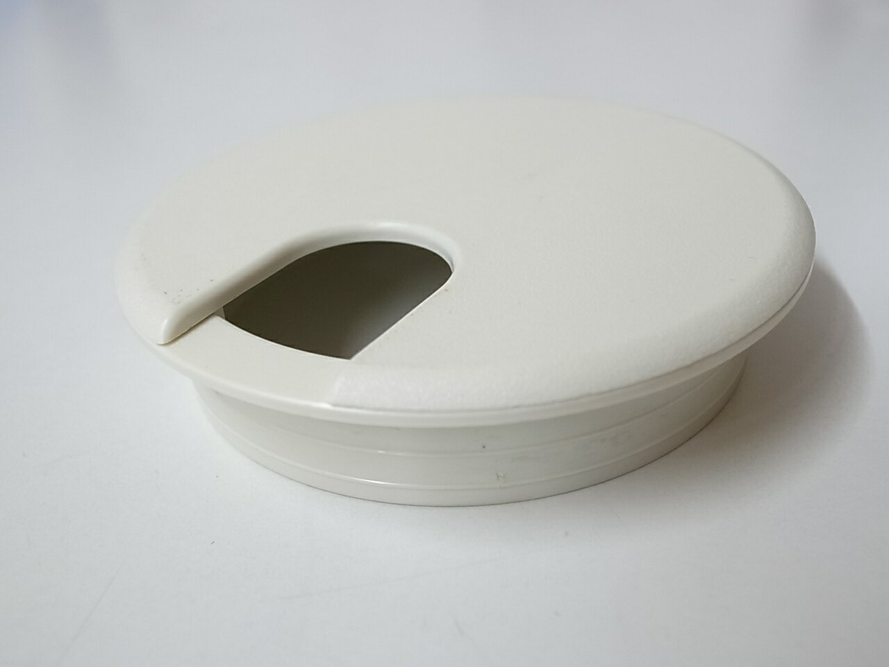 ランプ(スガツネ)配線孔S89CMクリーム色上部直径89.4ミリ☆☆LAMP SUGATSUNE☆☆