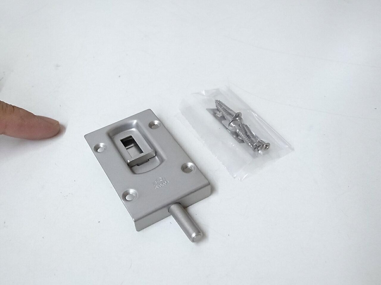 ベスト 560番 堀込ボルトホーニング色