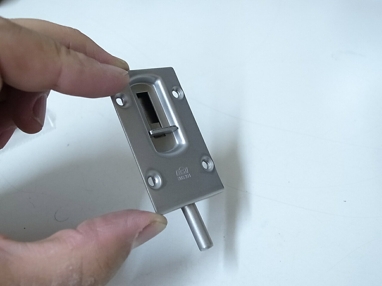 ベスト 560番 堀込ボルトホーニング色