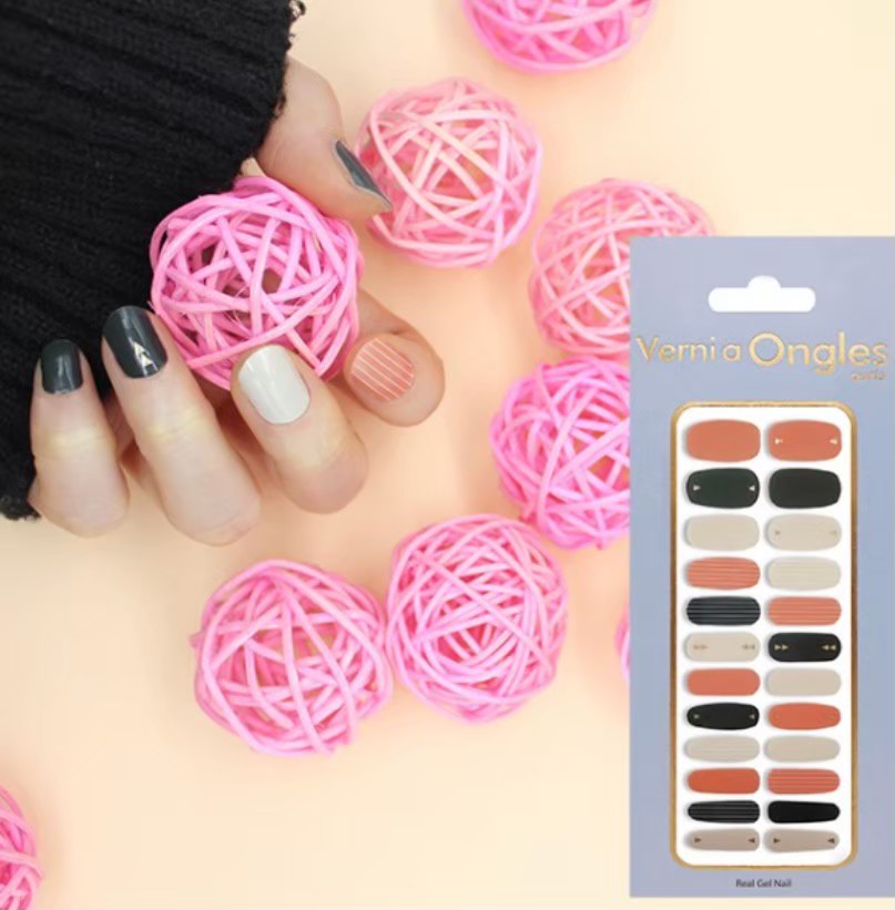 大人ネイルシール キレイ系ネイルシール ネイルV76 シールネイル 貼るタイプネイル 使い捨てネイル ネイルかわいい 簡単 セルフ キット 硬化 硬め 初心者 ...