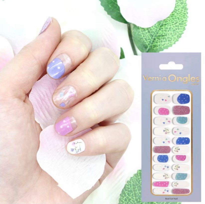 花柄ネイル ドット柄ネイル ネイルV63 シールネイル 貼るタイプネイル 使い捨てネイル ネイルかわいい 簡単 セルフ キット 硬化 硬め 初心者 貼って固める...