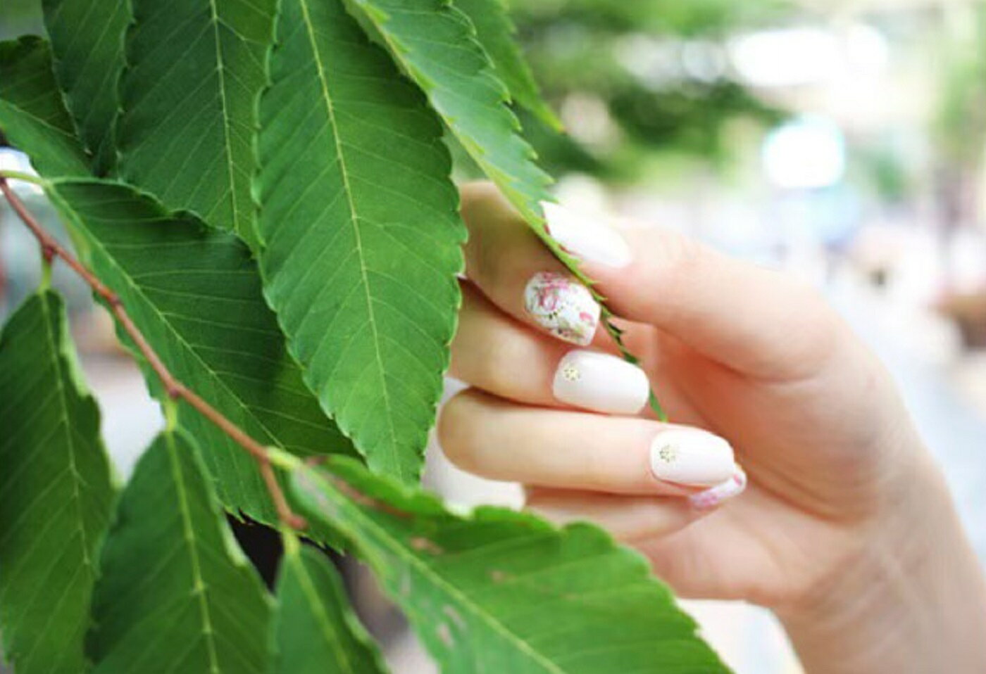 花柄ネイル ピンク キレイ系ネイル 可愛い系ネイル ネイルV13 シールネイル 貼るタイプネイル 使い捨てネイル ネイルかわいい 簡単 セルフ キット 硬化 硬...