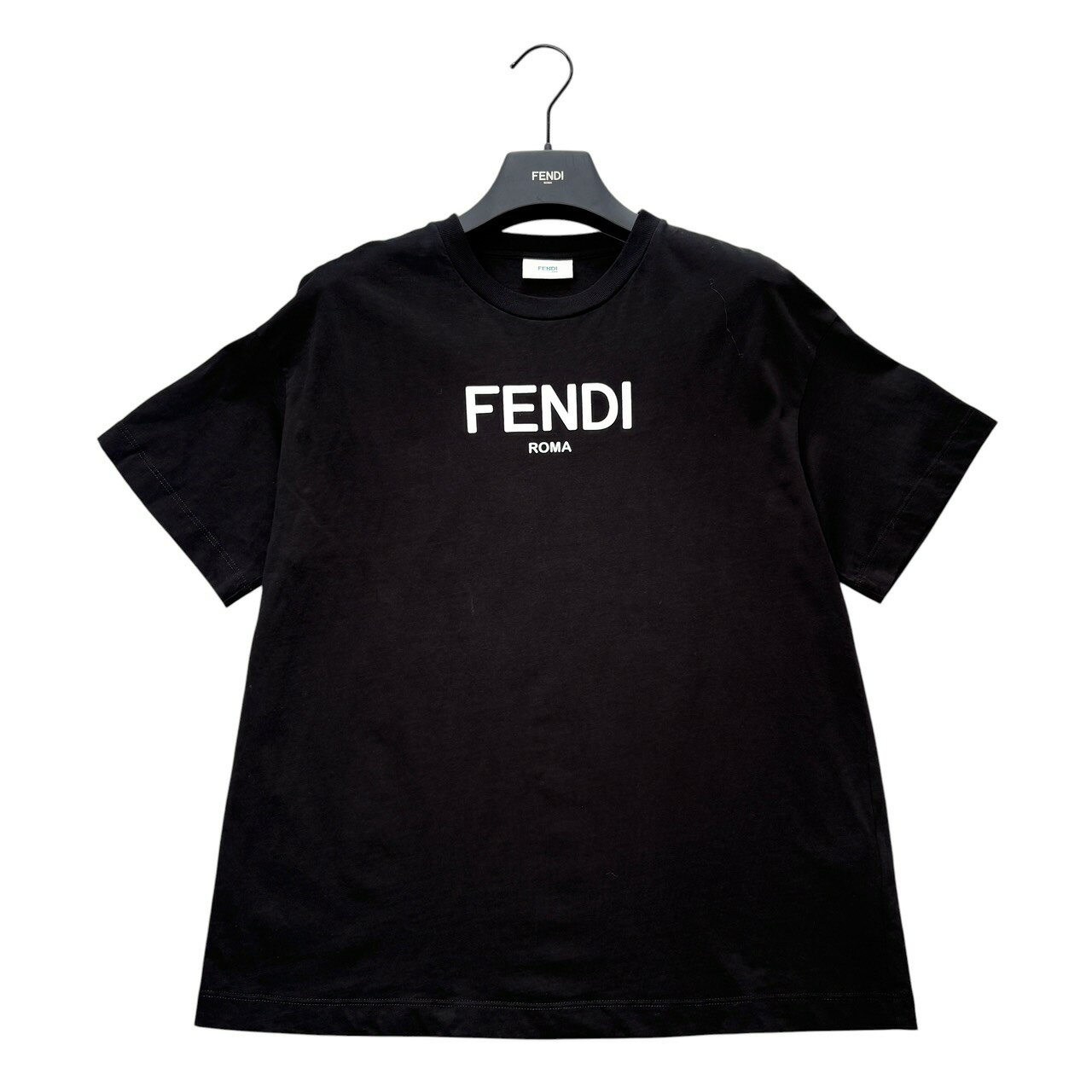 Rakuten - フェンディ 【中古】FENDI ベーシックロゴTシャツ プリント 無地 半袖 クルーネック コットン ブラック 12A (実寸Mサイズ相当)
