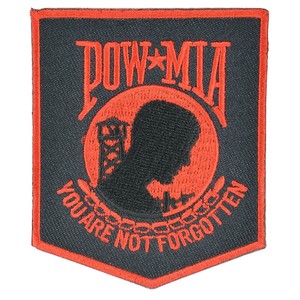 ミリタリーパッチ POW MIA 戦争捕虜 アイロンシート付 [ レッド ] 戦闘中行方不明 | ミリタリーミリタ..
