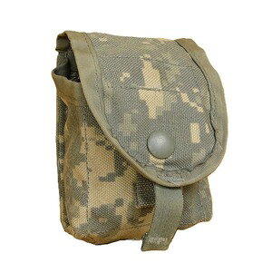 米軍放出品 ハンドグレネードポーチ MOLLE II スナップボタン付き ACU/UCP迷彩  米軍サープラス 米軍実物 米軍払い下げ品 アメリカ軍 アーミー 手榴弾入れ 手榴弾ケース 手榴弾袋 手榴弾収納ポーチ グレネード入れ グレネードポーチ 手りゅう弾入れ
