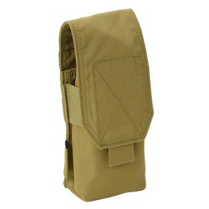 ウォーリアーアサルトシステムズ 5.56mm マガジンポーチMOLLEスペースを省略できる、前後2連型のM4用マガジンポーチイギリスの装備ブランド「WARRIOR ASSAULT SYSTEMS (ウォーリアーアサルトシステムズ)」製のライフルマガジンポーチです。M4/M16、HK416等の5.56mm 30連マガジンを前後に2つ並べて収納可能。横並びのダブルマグポーチと比べ、プラットフォームの省スペース化が図れるため、より多くの装備品を携行することができます。外周の伸縮バンドと内部の滑り止め加工によって、マガジン1本でもしっかりと保持。背面はMOLLEストラップ搭載で、PALS対応のチェストリグやプレートキャリア、ベルトパッドなどに接続できます。背面の上部には、開いたフラップを固定するためのベルクロパネルを搭載。※製品の仕様、外観はメーカーより予告なく変更されますので、気になる点や、詳細はメールで別途お問合わせください。PC・モニタの環境で色が実物と多少異なる場合があります。布製品などは個体差があり、寸法に誤差が多少ありますので、ご了承くださいませ。ポーチの詳細【対応マガジン】●M4 / M16 / Mk12 / HK416 / FN SCAR-L / 89式小銃 / 20式小銃他、5.56mmマガジン(2本)●M14 / AR10 / SR25 / FN SCAR-H / FN FAL / HK G3 / HK417他、7.62mmマガジン(1本)●AK-47/AKM、AK-74マガジン(1本)サイズ(縦×横×マチ)約20×8×7cm収納口内周約24cm重量約90g素材500Dナイロン生地他のバリエーションはこちら[ ODグリーン ][ コヨーテタン ][ ブラック ][ マルチカム ]厳しい評価プロセスをクリアした、一定水準以上の高品質な装備品を数多く開発している、タクティカルギアメーカーです。パフォーマンスを向上させるプレートキャリアやチェストリグ、グローブなどの数多くの製品を開発し続けいてます。その高いデザイン、機能性・耐久性から、イギリスやフランスなどヨーロッパを中心に、アメリカやアジアなど世界各国の軍隊や特殊部隊で愛用されています。[ウォーリアーアサルトシステム/WAS Warrior Assault Systems]ウォーリアーアサルトシステムの商品一覧[2696][d00012111219822002696][00WAS]ウォーリアーアサルトシステムズ W-EO-SM4 マガジンポーチ MOLLE PALS ダブル AR-15 AR15 M16 HK416 STANAG PMAG 軍用 サバゲーポーチ ライフルマガジンポーチ ライフルマガジンケース ライフルマグポーチ ライフルマグケース レプマート repmart 激安通販 激安販売サバゲー装備 ＞ ミリタリーポーチ ＞ マガジンポーチ ＞ ライフルマガジンポーチ ＞ ナイロン製取り扱いブランド ＞ 《ア》取扱いブランド ＞ ウォーリアーアサルトシステム新着アイテム ＞ 新着アイテム 2025年 ＞ 11月 新入荷[ウォーリアーアサルトシステムズ]サバゲー装備 [ミリタリーポーチ/マガジンポーチ/ライフルマガジンポーチ/ナイロン製]【Warrior Assault Systems ライフルマグポーチ 5.56mm M4用 前後2本 W-EO-SM4 [ コヨーテタン ]】イギリスの装備ブランド「WARRIOR ASSAULT SYSTEMS (ウォーリアーアサルトシステムズ)」製のライフルマガジンポーチです。M4/M16、HK416等の5.56mm 30連マガジンを前後に2つ並べて収納可能。横並びのダブルマグポーチと比べ、プラットフォームの省スペース化が図れるため、より多くの装備品を携行することができます。外周の伸縮バンドと内部の滑り止め加工によって、マガジン1本でもしっかりと保持。背面はMOLLEストラップ搭載で、PALS対応のチェストリグやプレートキャリア、ベルトパッドなどに接続できます。背面の上部には、開いたフラップを固定するためのベルクロパネルを搭載。サバゲー装備 ＞ ミリタリーポーチ ＞ マガジンポーチ ＞ ライフルマガジンポーチ ＞ ナイロン製取り扱いブランド ＞ 《ア》取扱いブランド ＞ ウォーリアーアサルトシステム新着アイテム ＞ 新着アイテム 2025年 ＞ 11月 新入荷Warrior Assault Systems トリプルマグポーチ 5.56mm弾マガジン用 W-EO-TMOPWarrior Assault Systems マガジンポーチ MOLLE対応 シングルクイックDIRECT ACTION SPEED RELOAD マガジンポーチ AR AK SR用Warrior Assault Systems シングルマグポーチ AK-47/AKM/AK-74用希望の方は、注文時に必ず、「メール便」を選択してください。このバナーのある商品は、注文時選択した場合のみ、送料250円(税込)で発送可能※マーク無し商品と同梱の場合770円(税込)※保証無しのメール便、または定形外郵便で発送（発送方法は選べません）支払い方法に代金引換はお選びいただけません。入金確認後、1週間以内の発送となります。「配達指定日」の対応できません。→→→詳しくはこちらを必ずご確認ください。&nbsp;