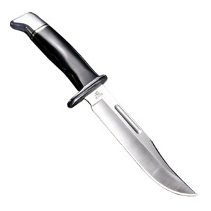 ハンティングナイフ BUCK狩猟やアウトドアなど幅広く使用できるナイフBUCK KNIVES(バックナイブズ)のハンティングナイフ 119スペシャル ブラック。ブレードには、420HCステンレス鋼を使用。耐食性や耐摩耗性に優れた丈夫な作りで、この420HCステンレス鋼はBUCK NIVESの標準ブレード鋼材として採用されています。ブレードの形状はクリップポイントで、三日月形の鋭い選択が特徴的で、狭い場所や細かな作業をするのに便利な形状。ハンドル部分は、フェノール樹脂を使用しているので耐熱性や難燃性に優れ丈夫な作りとなっています。付属のレザーシースはスナップボタンでしっかりと留める事ができ、背面に付いたベルト通しが備え付けられているので、腰にぶら下げて持ち運ぶ事が可能。※製品の仕様、外観はメーカーより予告なく変更されますので、気になる点や、詳細はメールで別途お問合わせください。PC・モニタの環境で色が実物と多少異なる場合があります。布製品などは個体差があり、寸法に誤差が多少ありますので、ご了承くださいませ。ナイフの詳細全長約268mmブレードの長さ約138mm刃厚(最大)約4.5mm重量(ナイフのみ)約225gブレード材420HCステンレスハンドル材フェノール樹脂付属品レザーシース生産国アメリカBUCK バックナイヴズは、1902年にカンザス鍛冶屋の見習いだったホイト・バックにより創業しました。原料として使い古したファイルブレードを使用して、ホイトは、ナイフを作りました。彼の制作したナイフは、第二次世界大戦中に高く評価されることになりました。1964年、息子のアル・バックは、Model110フォールディングハンターを発表、バックナイヴズ社の設計した信頼性の高いロックブレードは、ナイフ産業に変革をもたらし、卓越した技術を持つナイフブランドとしての地位を確立しました。[バックナイブズ/BUCK/バックナイフ]バックナイブズの商品一覧[2746][d01310296037913242746][000BU] | バックナイヴズ バックナイフ スキナー ハンターナイフ 狩猟 解体用 スキニングナイフ サバイバルナイフ シースナイフ ガットフック 通販 販売狩猟・アウトドア ＞ ナイフ ＞ ハンティングナイフ ＞ スキナー ＞ ガットフック無し取り扱いブランド ＞ 《ハ》取扱いブランド ＞ バックナイブズ[ハンティングナイフ]狩猟・アウトドア [ナイフ/ハンティングナイフ/スキナー/ガットフック無し]【BUCK ハンティングナイフ 119BKS 119スペシャル ブラック】BUCK KNIVES(バックナイブズ)のハンティングナイフ 119スペシャル ブラック。ブレードには、420HCステンレス鋼を使用。耐食性や耐摩耗性に優れた丈夫な作りで、この420HCステンレス鋼はBUCK NIVESの標準ブレード鋼材として採用されています。ブレードの形状はクリップポイントで、三日月形の鋭い選択が特徴的で、狭い場所や細かな作業をするのに便利な形状。ハンドル部分は、フェノール樹脂を使用しているので耐熱性や難燃性に優れ丈夫な作りとなっています。付属のレザーシースはスナップボタンでしっかりと留める事ができ、背面に付いたベルト通しが備え付けられているので、腰にぶら下げて持ち運ぶ事が可能。狩猟・アウトドア ＞ ナイフ ＞ ハンティングナイフ ＞ スキナー ＞ ガットフック無し取り扱いブランド ＞ 《ハ》取扱いブランド ＞ バックナイブズ&nbsp;