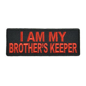 ミリタリーパッチ アイロンシート付赤色の刺繍で英語がなされたミリタリーパッチ赤色で「I AM MY BROTHER´S KEEPER」と刺繍がなされたミリタリーパッチ。旧約聖書に出てくるカインとアベルの兄弟の物語カインの言った「 I know not， am I my brother’s keeper?」がもとになった英語で、このパッチの意味を日本語に訳すと「私は兄弟(仲間)を守ります」という意味です。裏側にはアイロンシートがついており、アイロンシートを下にして上からアイロンを押し当てるだけで、簡単に貼り付ける事ができます。アイロンシートのお陰で、デニムやベスト、シャツなどの衣類を簡単にカスタムできる為、刺繍が苦手な方にもピッタリ。レザージャケットなど、革製品に取り付ける際は、縫って取り付けてください。※製品の仕様、外観はメーカーより予告なく変更されますので、気になる点や、詳細はメールで別途お問合わせください。PC・モニタの環境で色が実物と多少異なる場合があります。布製品などは個体差があり、寸法に誤差が多少ありますので、ご了承くださいませ。ミリタリーパッチの詳細サイズ(縦×横)約3.7×10cm衣類の採寸方法について[2889][d01331214104228890000] ミリタリーワッペン アップリケ 記章 徽章 襟章 肩章 胸章 階級章 スリーブバッジミリタリーファッション ＞ 服飾品 ＞ ミリタリーワッペン ＞ 英字・英文[ミリタリーパッチ]ミリタリーファッション [服飾品/ミリタリーワッペン/英字・英文]【ミリタリーパッチ I AM MY BROTHER´S KEEPER アイロンシート付】赤色で「I AM MY BROTHER´S KEEPER」と刺繍がなされたミリタリーパッチ。旧約聖書に出てくるカインとアベルの兄弟の物語カインの言った「 I know not， am I my brother’s keeper?」がもとになった英語で、このパッチの意味を日本語に訳すと「私は兄弟(仲間)を守ります」という意味です。裏側にはアイロンシートがついており、アイロンシートを下にして上からアイロンを押し当てるだけで、簡単に貼り付ける事ができます。アイロンシートのお陰で、デニムやベスト、シャツなどの衣類を簡単にカスタムできる為、刺繍が苦手な方にもピッタリ。レザージャケットなど、革製品に取り付ける際は、縫って取り付けてください。ミリタリーファッション ＞ 服飾品 ＞ ミリタリーワッペン ＞ 英字・英文希望の方は、注文時に必ず、「メール便」を選択してください。このバナーのある商品は、注文時選択した場合のみ、送料250円(税込)で発送可能※マーク無し商品と同梱の場合770円(税込)※保証無しのメール便、または定形外郵便で発送（発送方法は選べません）支払い方法に代金引換はお選びいただけません。入金確認後、1週間以内の発送となります。「あす楽」及び「配達指定日」の対応できません。→→→詳しくはこちらを必ずご確認ください。&nbsp;