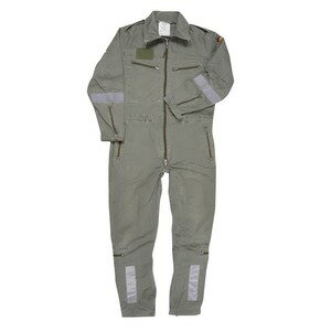 ドイツ軍放出品 カバーオール つなぎ リフレクター付き OD [ サイズ11 / Aランク ] ドイツ連邦軍 ジャンプスーツ オーバーオール 作業着 飛行服 ツナギ 煙管服 円管服 円環服 えんかん服 ミリタリーサープラス ミリタリーグッズ