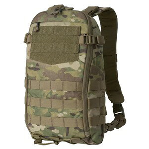 ヘリコンテックス Cordura ガーディアン効率的に荷物を運搬できるコンパクトなバックパック高品質なミリタリーギアを低コストで提供するポーランドのメーカー、HELIKON-TEX(ヘリコンテックス)。同ブランドの「Guardian」シリーズのプレートキャリア/チェストリグに接続可能なバックパック「Guardian Smallpack (ガーディアン スモールパック)」。MOLLE/PALSに対応したストラップが4隅についており、横4コマ、縦11コマ(1コマ飛ばしで6コマ)を使用してチェストリグに接続可能。ショルダーベルトをバックルを接続して単体、もしくはチェストリグとの接続運用が可能です。サイズは、ハイドレーションやジャケット、ポンチョ等を収納可能な小型な大きさとしており、最低限の追加装備を携行することを想定。バックパックの内側は面ファスナー(メス)を裏地としており、独自の「VISシステム」に対応。ベルクロで取り付け可能なアクセサリーを装着できます。外側の上部には、ベルクロ付きMOLLE、下部にはMOLLEウェビングが備わっているので、追加の装備を取り付け可能です。また、バッグ底部のゴム紐にはジャケットなど固定でき、コンパクトなバックパックながら、たくさんの荷物を持ち運ぶことができる製品になっています。※製品の仕様、外観はメーカーより予告なく変更されますので、気になる点や、詳細はメールで別途お問合わせください。PC・モニタの環境で色が実物と多少異なる場合があります。布製品などは個体差があり、寸法に誤差が多少ありますので、ご了承くださいませ。バックパックの詳細サイズ約W25cm × D17cm × H38cm重量約760g素材ナイロン容量7.5L他のバリエーションはこちら[ PLウッドランド ][ オリーブグリーン ][ コヨーテ ][ ブラック ][ マルチカム ][ マルチカムブラック ](波)HELIKON-TEXは、1983年ポーランドに軍用余剰品の小売業者として設立。1990年代後半から装備と兵士に生じる問題を解決するために自社での製品開発を開始。その優れた性能が評価され現在ではミリタリーだけでなくシューティングスポーツやアウトドア活動と幅広い分野のプロたちに使用されています。[ヘリコンテックス/HELIKON-TEX HELIKON TEX]ヘリコンテックスの商品一覧[2689][d00012112218326890000][00HEL]ヘリコンテックス スモールパック Cordura タクティカルバックパック 7.5L 容量20L以下 〜20L 容量20L以内 容量20Lまで バックバッグ バックバック リュックサック ナップサック デイバッグ 背嚢 登山用ザック タクティカル レプマート repmart 激安通販 激安販売サバゲー装備 ＞ ミリタリーバッグ ＞ バックパック ＞ 〜20Lのバックパック取り扱いブランド ＞ 《ハ》取扱いブランド ＞ ヘリコンテックス新着アイテム ＞ 新着アイテム 2025年 ＞ 10月 新入荷[ヘリコンテックス]サバゲー装備 [ミリタリーバッグ/バックパック/〜20Lのバックパック]【HELIKON-TEX バックパック Guardian スモールパック 7.5L コーデュラナイロン製 PL-GSP-CD [ マルチカム ]】高品質なミリタリーギアを低コストで提供するポーランドのメーカー、HELIKON-TEX(ヘリコンテックス)。同ブランドの「Guardian」シリーズのプレートキャリア/チェストリグに接続可能なバックパック「Guardian Smallpack (ガーディアン スモールパック)」。MOLLE/PALSに対応したストラップが4隅についており、横4コマ、縦11コマ(1コマ飛ばしで6コマ)を使用してチェストリグに接続可能。ショルダーベルトをバックルを接続して単体、もしくはチェストリグとの接続運用が可能です。サイズは、ハイドレーションやジャケット、ポンチョ等を収納可能な小型な大きさとしており、最低限の追加装備を携行することを想定。バックパックの内側は面ファスナー(メス)を裏地としており、独自の「VISシステム」に対応。ベルクロで取り付け可能なアクセサリーを装着できます。外側の上部には、ベルクロ付きMOLLE、下部にはMOLLEウェビングが備わっているので、追加の装備を取り付け可能です。また、バッグ底部のゴム紐にはジャケットなど固定でき、コンパクトなバックパックながら、たくさんの荷物を持ち運ぶことができる製品になっています。サバゲー装備 ＞ ミリタリーバッグ ＞ バックパック ＞ 〜20Lのバックパック取り扱いブランド ＞ 《ハ》取扱いブランド ＞ ヘリコンテックス新着アイテム ＞ 新着アイテム 2025年 ＞ 10月 新入荷DIRECT ACTION バックパック HALIFAX スモール 18L フルオープン可能 BP-HFXS-CD5HAZARD4 バックパック Second Front ハイドレーション対応 BKP-2NDFHELIKON-TEX バックパック EDC Lite Backpack リップストップナイロン PL-ECL-NLDIRECT ACTION アサルトパック SPITFIRE MK II プレートキャリア用 PL-SPBK-CD5&nbsp;