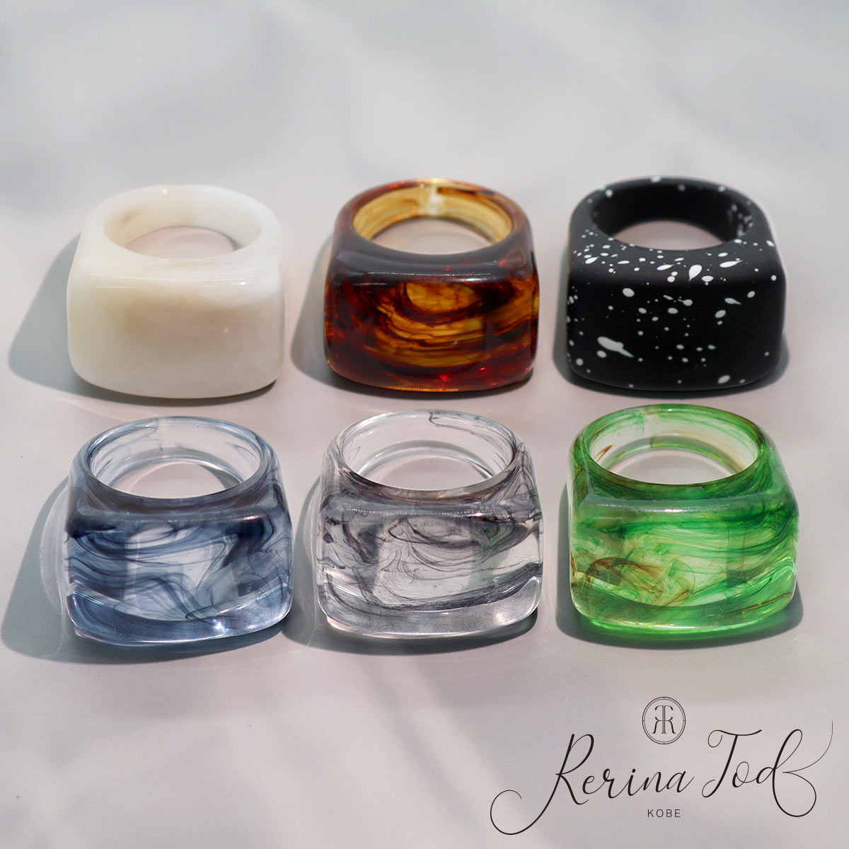 Rakuten - リング 指輪 スクエア ファッションリング アクリル マルチカラー(1個売り)
