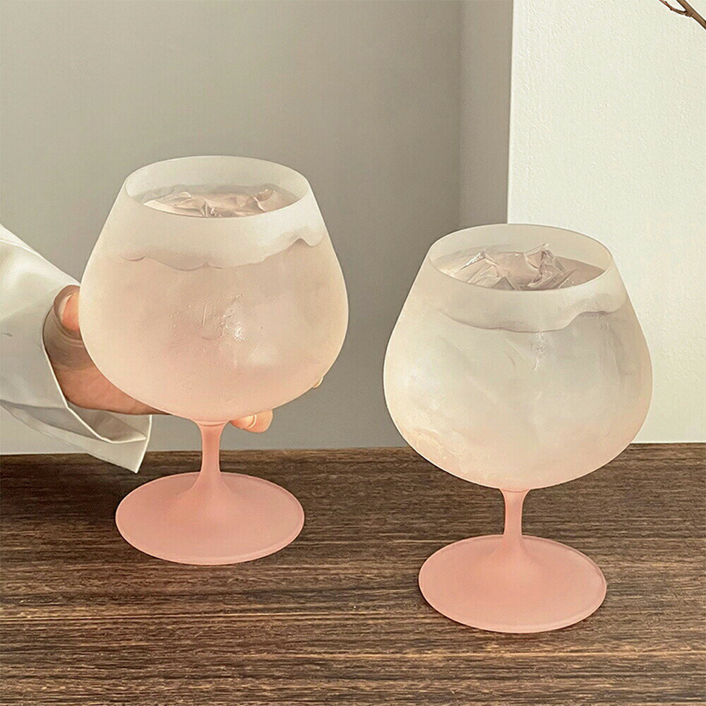 Rakuten - かわいい 美しい脚付グラス 日本酒 ゴブレット マット ワイングラス 足付き クラフトサケグラス 玉足 すりガラス お酒 グラス 脚付き カクテルグラス シャンパン たっぷ 梅酒 コップ 赤