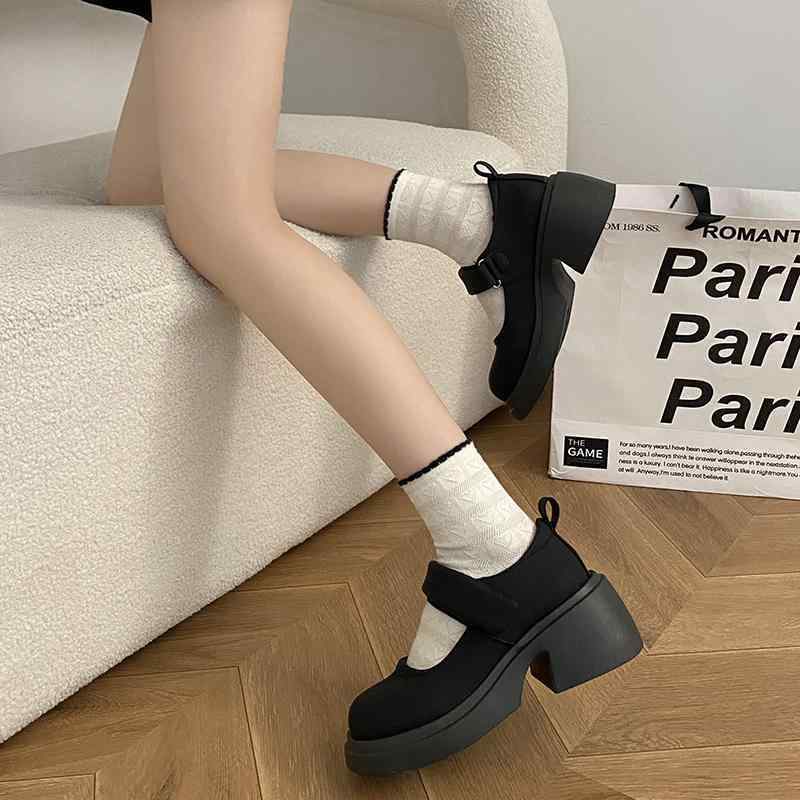 Rakuten - 革靴 フランス 厚底 メリージェーン 小さい レディース 秋 浅い口 厚手 ヒール シングルシューズ PU ラウンドトゥ ハイヒール