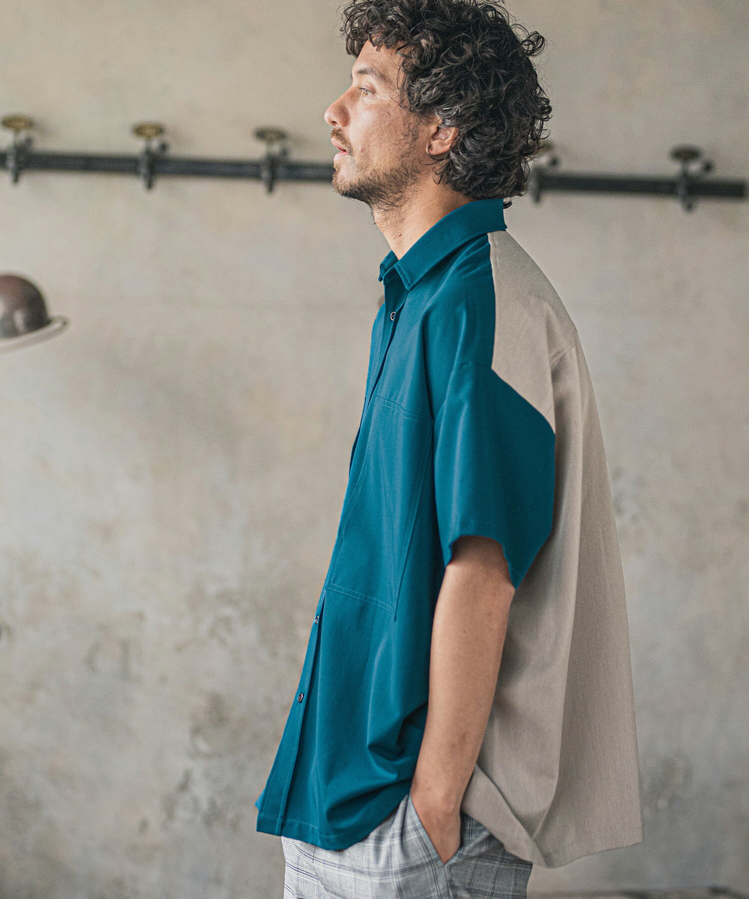【CAMBIO(カンビオ)】Switch Big Silhoutte Short Sleeve Shirts シャツのサムネイル