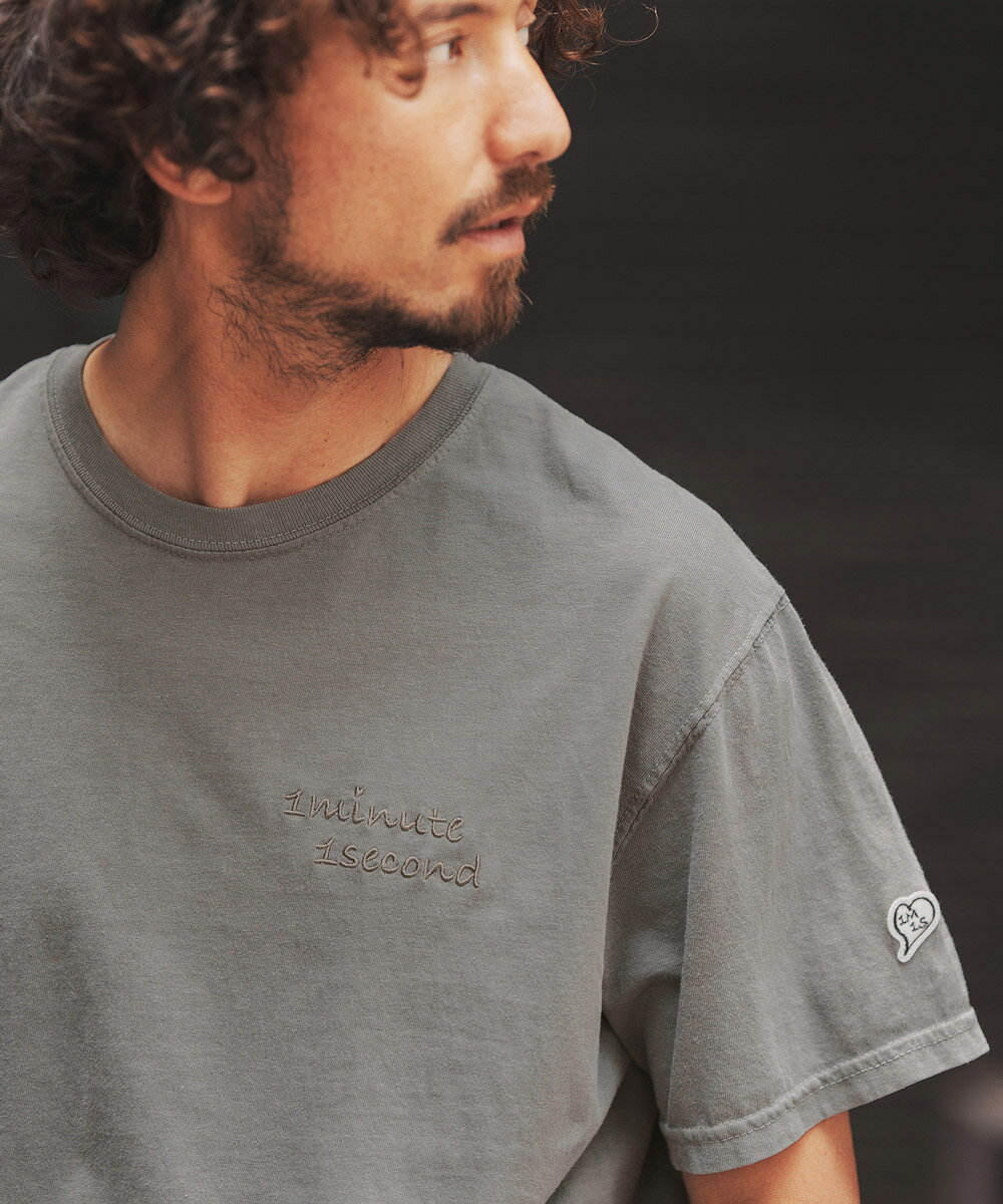 【1minute 1second(ワンミニットワンセカンド)】pigment dye eazy short sleeves cut sewn with emb. heart Tシャツ(1M22W060)