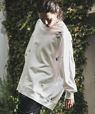【NOISESCAPE(ノイズスケープ)】Multi embroidery design sweatshirt スウェット(nsa115-4cd)