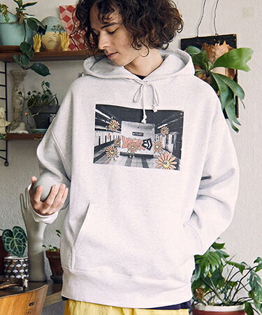 un-filled(ե)GRAFFITI CHARACTERBIG SILHOUETTE PULL PARKA ѡ(SDUF-2337)