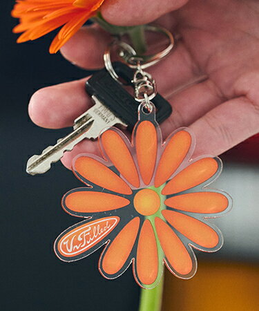 【un-filled(アンフィルド)】【予約販売5月下旬〜6月上旬入荷】 U.F GARAGE KEYHOLDER キーホルダー(SDUF-2521) 【un-filled(アンフィルド)】【予約販売5月下旬〜6月上旬入荷】 U.F GARAGE KEYHOLDER キーホルダー(SDUF-2521)