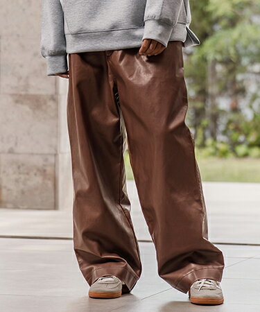 【CAMBIO(カンビオ)】【予約販売11月中旬～下旬入荷】アンティーク合成皮革パンツ