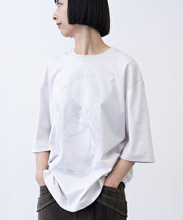 【HATRA(ハトラ)】【予約販売3月下旬〜4月上旬入荷】TS-Refract Tシャツ(TO08-26ss)