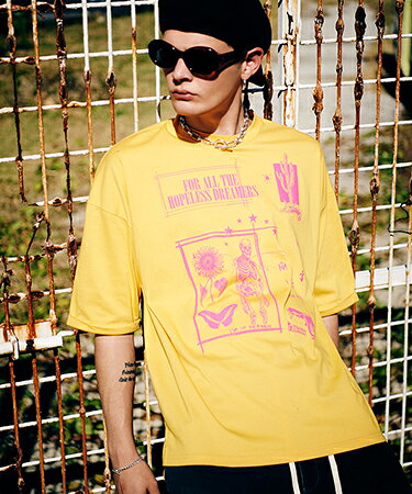 Rakuten - 【glamb(グラム)】【予約販売6月下旬〜7月上旬入荷】 Quick Dry Graffiti T-Shirt クイックドライグラフィティTシャツ(GB0226-CS05)