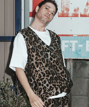 【No Rain No Rainbow(ノーレインノーレインボー)】【予約販売5月下旬～6月上旬入荷】leopard pattern gobelin vest ベスト(NR26S-05)