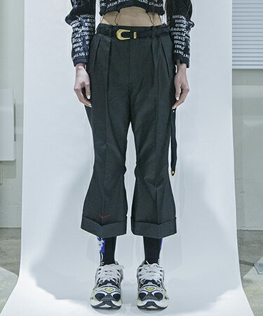 樂天商城 - 【BODYSONG.(ボディソング)】【予約販売10月下旬〜11月上旬入荷】「ELEGANT SHORTY」 FLARE CROPPED SLACKS 7分丈フレアスラックス パンツ(BS269619)