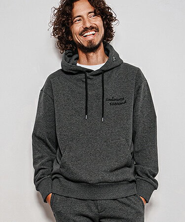 cursive embroidery back fleece parka パーカー(1M26A050)