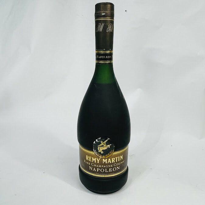 【未成年の飲酒は法律で禁じられています】レミーマルタン　フィーネシャンパーニュ旧ボトル　750ml40度