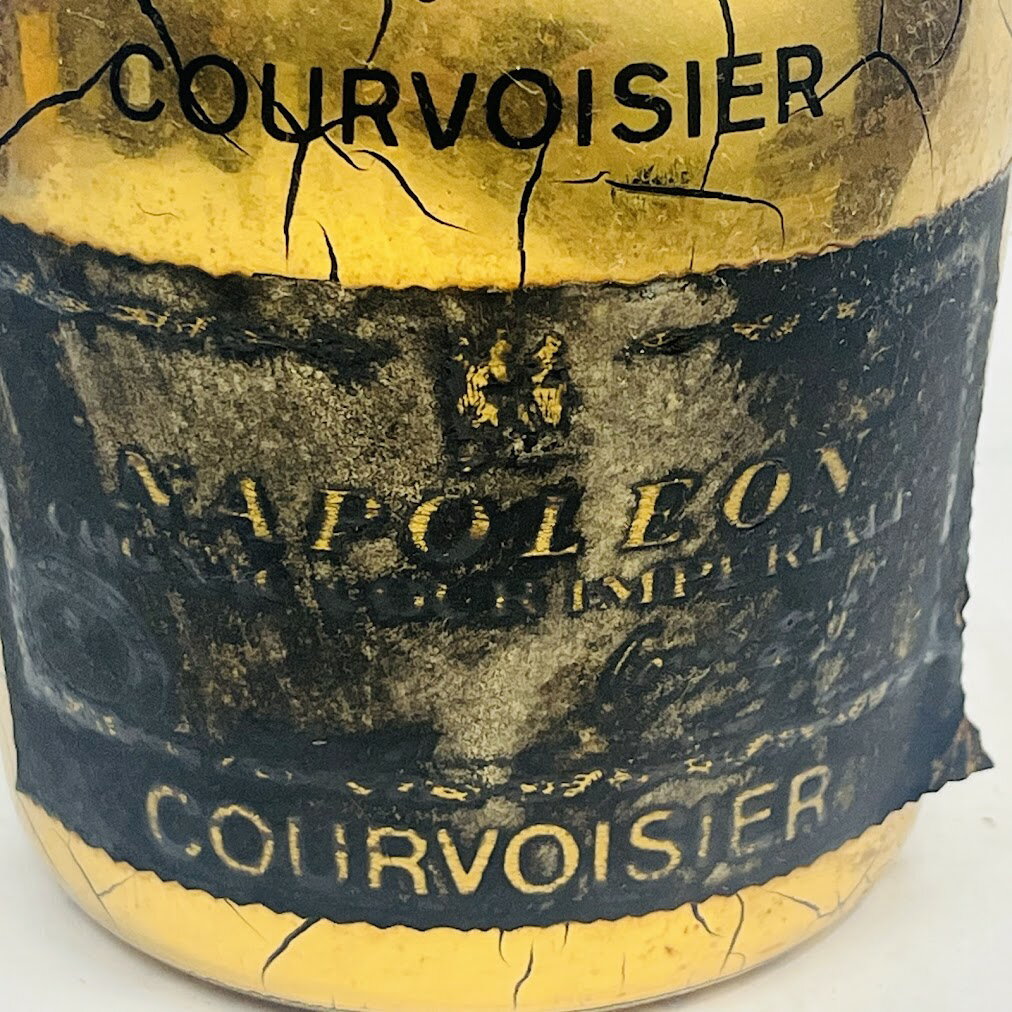 【未成年の飲酒は法律で禁じられています】クルボアジェナポレオンゴールド700ml40度ラベルカスレ