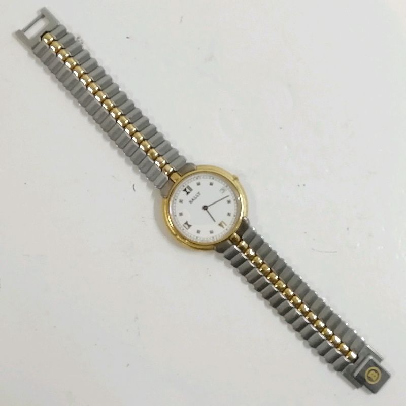 BALLY L110-119 腕時計 ウォッチ クォーツ ロゴ レザーベルト 12d001ea47c865f05e2cad1d8f93ac