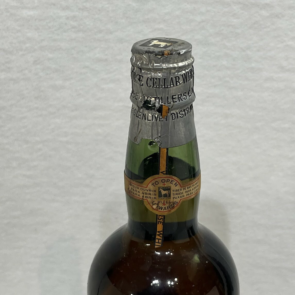 ��̤��ǯ�ΰ����ˡΧ�Ƕؤ����Ƥ��ޤ��ۥۥ磻�ȥۡ������顼���ƥ��󥭥�å�750ml43�١�Whitehorse Cellar