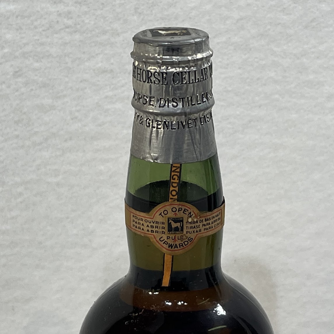 ��̤��ǯ�ΰ����ˡΧ�Ƕؤ����Ƥ��ޤ��ۥۥ磻�ȥۡ������顼���ƥ��󥭥�å�750ml43�١�Whitehorse Cellar