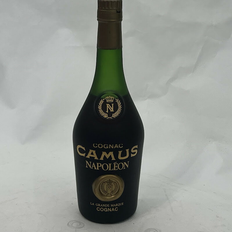 【未成年の飲酒は法律で禁じられています】カミュ ナポレオン 700ml 【10年 古酒】 スリムボトル 40度