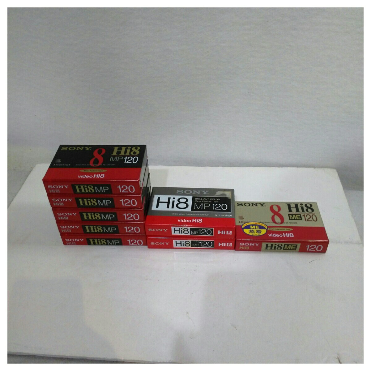 家電　　ソニー 120分 Hi8 8ミリビデオテープ 3種8本セット 型番 色 素材 仕様 Hi8：120分 サイズ(cm) パックサイズ約W10.4×H16.0×D7.0 参考定価 0 重さ(kg) 付属品 未使用品です。　梱包して宅急便でお送りします。弊社の商品は1点物が多く在庫限りの出品です。この機会を逃さずお急ぎ、お求めくださいませ。 C　O　N　D　I　T　I　O　N 参考ランクは、 商品状態 新品 ※補足事項 ・ E6-120HME1×1、P6-120HMPD×2，P6-120HMP1×5 ・ 弊社はリサイクルショップですのでほとんどの商品は一般顧客様より店頭にて買取させていただいた商品です。したがってユーズド品であることをご理解いただき、神経質な方や、綺麗な状態にこだわる方はご購入をお避け頂き、直営店・量販店にて新品のご購入をお勧めいたします。出品ランクはあくまで参考でございます。ランクを理由としたご返品はお受けいたしかねます。ご了承くださいませ。 ■お取引について 発送方法・送料 ◎購入商品は「宅急便」にて発送させていただきます。 【送料】 ヤマト運輸様(北海道・東北・沖縄は日本郵便様）にて発送させていただきます。 送料無料 【配送日指定】 配達日指定は、購入のあった日から1週間後までとさせていただきます。 ※一週間以上先のご指定はお受けできません。ご了承ください。 【配達時間帯希望サービス】 指定なし　9:00～12:00　14:00～16:00　16:00～18:00　18:00～20:00　19:00～21:00 【同包】 複数購入された場合の送料は同梱可能ですが大きさによっては別途お見積もりになります。 【発送】 商品の発送は当日正午までに決済確認ができましたら当日発送し指定の地域には翌日のお届けをさせていただきます。 消費税について 購入金額には、消費税10%が含まれています。 お支払いについて 【決済方法】 ●代金引換：手数料（商品代金） 330円（1万円未満）440円（～3万円）660円（～10万円）1100円（～30万円） ●銀行振込（振込先は、楽天銀行とゆうちょ銀行です） ※お振込みの手数料はお客者様のご負担とさせていただきます。 ●クレジット決済 注意事項 ■下記内容に同意の上、ご入札下さいますようお願い申し上げます 　　ネット販売の性質上、パソコン環境・モニターなどの設定・仕様等で　　イメージ写真と実際の商品との色合いが若干異なる場合がございます。 ○ご購入後のキャンセルは等は、一切しておりません。 ○程度に敏感な方、神経質な方は必ず詳しい程度をお問い合わせください。 　○ご注文後、こちらからの連絡に48時間以上お返事が無い場合「お客様都合によるキャンセル」とさせて頂きます。 ○ご購入後、翌日から5営業日以内にお振込みの出来る方のみご注文下さい。 □気になる事がありましたら遠慮なくご質問下さい。 □掲載写真以外の画像もE-mailにてお送りする事が可能です。 □ご質問の返信は、取扱店舗の営業時間内に限ります。 【返品の特約】 ◇商品に欠陥がある場合を除き、返品や交換には応じておりません。 ◇商品に欠陥がある場合には送料当方負担にて、弊社が責任を持って対応させて頂きます。 ◇ご購入時についている付属品が欠品（紛失等）された場合、返品・交換はお受けできません。 ◇尚、商品の性質上、次の場合の返品・交換はお断りさせていただきます。 ・お客様の都合 ・一度ご使用になられた場合 ・イメージ違い（形状違い、大きさなど） ・連絡が無く、3日以上過ぎた場合 ◇お届けした商品がご注文の商品と異なっていた場合や事故等による損傷(不良品)が見られた場合、商品到着後48時間以内に「お電話かE-mail」にて、ご連絡をお願い致します。 【返金について】 ◇返品特約にあるお客様の都合以外の理由で返品となった場合、返金時の振込手数料は弊社にて負担いたします。 ◇銀行振込・代金引換などで、お客様が商品代金をお支払い後に「キャンセル（取消し）」をされた 場合、商品代金の返金はトラブル防止の為「ご購入者様名義への銀行振込」とさせていただきます。 ◇お振込みの際にかかる「手数料（振込手数料等）」は、お客様のご負担とさせていただきます。 ◇返金金額は、手数料を差し引いた商品代金（消費税込み）となります。　