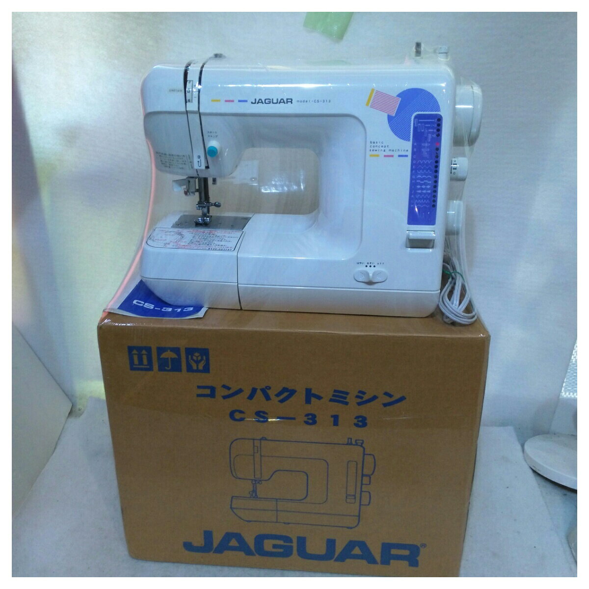乐天商城 - 【動作確認済】【中古】置き古し ジャガー コンパクトミシン MODEL CS-313 ホワイト系