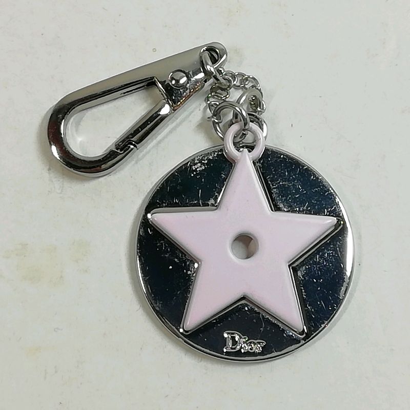 樂天商城 - 【中古】【送料無料】ディオール スター 星 ピンク×シルバー キーホルダー ノベルティ・非売品※メール便でお送りします【代引き不可】