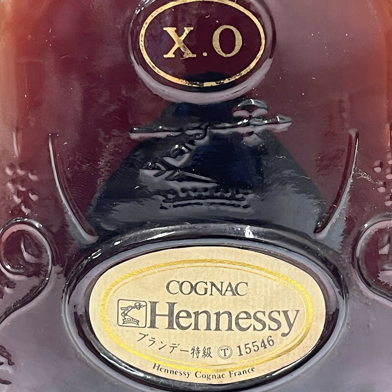 リサイクルショップリステーションの【未成年の飲酒は法律で禁じられています】ヘネシー X.O グリーンボトル　金キャップ　コニャック　ブランデー 700ml 40度｜アングル2