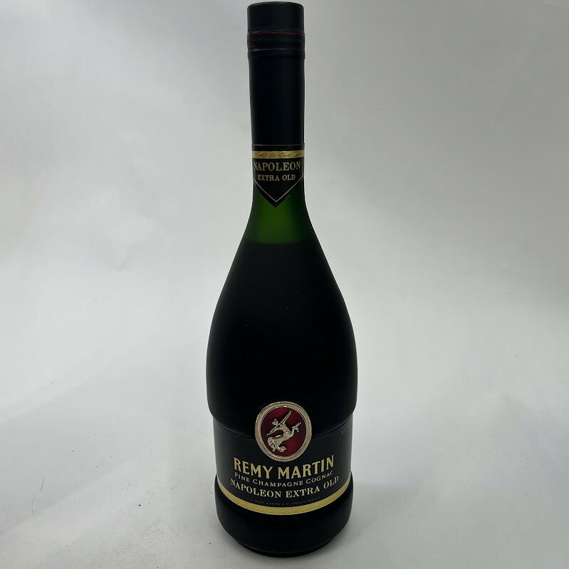 リサイクルショップリステーションの【未成年の飲酒は法律で禁じられています】レミーマルタン ナポレオン エクストラ オールド 700ml 40%箱付き｜アングル2