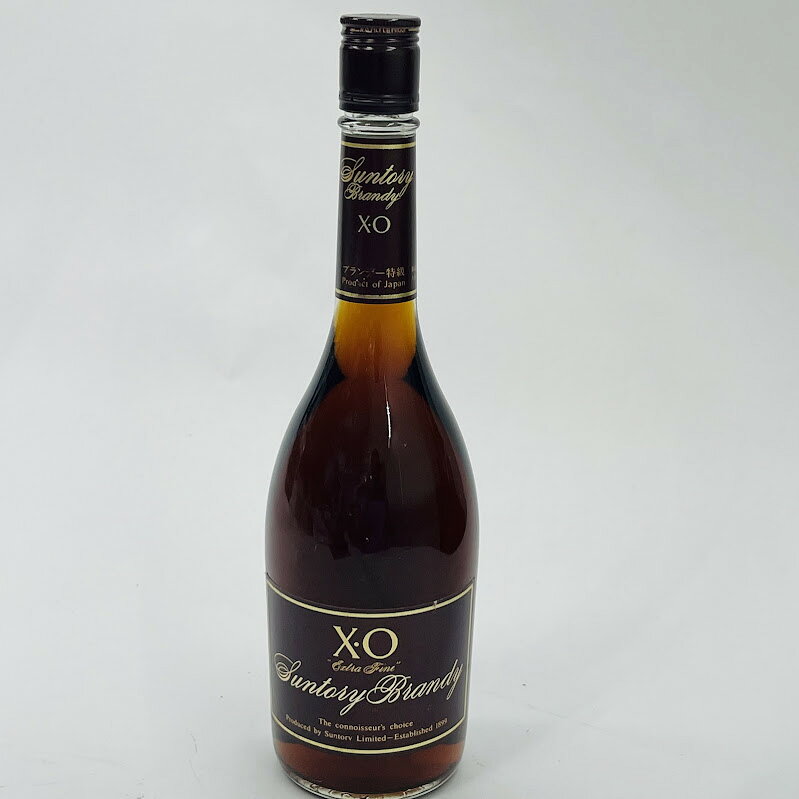 洋酒　　ブランデー サントリーブランデーX・O エクストラファイン720ml 40度 内容量 (ml) 720 アルコール度数 40 原産国 国産 付属品 ※古酒につきコルクが破損しやすいです。慎重に開栓しましてもきっと起こります。コルクは無保証ですのでご理解の上お求め願います。未開栓。梱包の上宅急便でお送りします。弊社の商品は1点物が多く在庫限りの出品です。この機会を逃さずお急ぎ、お求めくださいませ。 C　O　N　D　I　T　I　O　N 参考ランクは、 商品状態 （未開封：美品）中古買取品 ※補足事項 ・ ・ 弊社はリサイクルショップですのでほとんどの商品は一般顧客様より店頭にて買取させていただいた商品です。したがってユーズド品であることをご理解いただき、神経質な方や、綺麗な状態にこだわる方はご購入をお避け頂き、直営店・量販店にて新品のご購入をお勧めいたします。出品ランクはあくまで参考でございます。ランクを理由としたご返品はお受けいたしかねます。ご了承くださいませ。 ■お取引について 酒類の販売について 未成年者の飲酒は法律で禁じられています。 申込者の方は注文フォームの備考の年齢欄を必ずご記入いただき送信願います。 もしご記入なき場合発送いたしかねますので予めご了承願います。 尚、お電話にて確認させていただく事もございます。 合わせてご了承くださいませ。 発送方法・送料 ◎購入商品は「宅急便」にて発送させていただきます。 【送料】 ヤマト運輸様(北海道・東北・沖縄は日本郵便様）にて発送させていただきます。（3980円以上は送料無料） 送料無料 【配送日指定】 配達日指定は、購入のあった日から1週間後までとさせていただきます。 ※一週間以上先のご指定はお受けできません。ご了承ください。 【配達時間帯希望サービス】 指定なし　9:00～12:00　14:00～16:00　16:00～18:00　18:00～20:00　19:00～21:00 【同包】 複数購入された場合の送料は同梱可能ですが大きさによっては別途お見積もりになります。 【発送】 商品の発送は当日正午までに決済確認ができましたら当日発送し指定の地域には翌日のお届けをさせていただきます。 消費税について 購入金額には、消費税10%が含まれています。 お支払いについて 【決済方法】 ●代金引換：手数料（商品代金） 330円(1万円未満)440円(～3万円)660円(～10万円)1100円(～30万円) ●銀行振込（振込先は、楽天銀行とゆうちょ銀行です） ※お振込みの手数料はお客者様のご負担とさせていただきます。 ●クレジット決済 注意事項 ■下記内容に同意の上、ご入札下さいますようお願い申し上げます 　　ネット販売の性質上、パソコン環境・モニターなどの設定・仕様等で　　イメージ写真と実際の商品との色合いが若干異なる場合がございます。 ○ご購入後のキャンセルは等は、一切しておりません。 ○程度に敏感な方、神経質な方は必ず詳しい程度をお問い合わせください。 　○ご注文後、こちらからの連絡に48時間以上お返事が無い場合「お客様都合によるキャンセル」とさせて頂きます。 ○ご購入後、翌日から5営業日以内にお振込みの出来る方のみご注文下さい。 □気になる事がありましたら遠慮なくご質問下さい。 □掲載写真以外の画像もE-mailにてお送りする事が可能です。 □ご質問の返信は、取扱店舗の営業時間内に限ります。 【返品の特約】 ◇商品に欠陥がある場合を除き、返品や交換には応じておりません。 ◇商品に欠陥がある場合には送料当方負担にて、弊社が責任を持って対応させて頂きます。 ◇ご購入時についている付属品が欠品（紛失等）された場合、返品・交換はお受けできません。 ◇尚、商品の性質上、次の場合の返品・交換はお断りさせていただきます。 ・お客様の都合 ・一度ご使用になられた場合 ・イメージ違い（形状違い、大きさなど） ・連絡が無く、3日以上過ぎた場合 ◇お届けした商品がご注文の商品と異なっていた場合や事故等による損傷(不良品)が見られた場合、商品到着後48時間以内に「お電話かE-mail」にて、ご連絡をお願い致します。 【返金について】 ◇返品特約にあるお客様の都合以外の理由で返品となった場合、返金時の振込手数料は弊社にて負担いたします。 ◇銀行振込・代金引換などで、お客様が商品代金をお支払い後に「キャンセル（取消し）」をされた 場合、商品代金の返金はトラブル防止の為「ご購入者様名義への銀行振込」とさせていただきます。 ◇お振込みの際にかかる「手数料（振込手数料等）」は、お客様のご負担とさせていただきます。 ◇返金金額は、手数料を差し引いた商品代金（消費税込み）となります。 類似商品はこちらサントリーブランデーVSOP720ml43度硝3,980円サントリー ブランデー V S O 40度 73,980円サントリーブランデーV.S.O.P. フロステ2,980円サントリーブランデーVSOP720ml43度特3,980円サントリーブランデーVSOP720ml43度特2,980円サントリー ブランデー　XO スリムボトル 箱5,980円サントリーブランデーVSOP720ml43度特3,980円ブランデーV.S.O.P サントリー V.S.2,980円サントリーブランデーXOデラックス700ml44,980円2026/07/20 更新