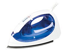 家電　　東芝 スチームアイロン　TA-B70-L ブルー 型番 TA-B70-L 色 ブルー系 素材 仕様 タンク：180ml、1000W サイズ(cm) 箱サイズ約W27.5×H15.0×D13.4 参考定価 0 重さ(kg) 1.0 付属品 中古品ですが状態いいです。本体・箱のセットです。取説等他の付属品は欠品です。　梱包して宅急便でお送りします。弊社の商品は1点物が多く在庫限りの出品です。この機会を逃さずお急ぎ、お求めくださいませ。 C　O　N　D　I　T　I　O　N 参考ランクは、 商品状態 Aランク ※補足事項 ・ ■様々な布地にスチームが使える 「高温・中温2段スチーム」 ■温度調整＆スチーム切替が簡単 「ワンタッチスライド温調」 ■滑りが軽い 「シルバーチタンコート」 ・ 弊社はリサイクルショップですのでほとんどの商品は一般顧客様より店頭にて買取させていただいた商品です。したがってユーズド品であることをご理解いただき、神経質な方や、綺麗な状態にこだわる方はご購入をお避け頂き、直営店・量販店にて新品のご購入をお勧めいたします。出品ランクはあくまで参考でございます。ランクを理由としたご返品はお受けいたしかねます。ご了承くださいませ。 ■お取引について 発送方法・送料 ◎購入商品は「宅急便」にて発送させていただきます。 【送料】 ヤマト運輸様(北海道・東北・沖縄は日本郵便様）にて発送させていただきます。 60サイズ　北海道1500円　東北750円　関東・信越600円　北陸東海550円　関西・中四国550円　九州550円　沖縄1350円 【配送日指定】 配達日指定は、購入のあった日から1週間後までとさせていただきます。 ※一週間以上先のご指定はお受けできません。ご了承ください。 【配達時間帯希望サービス】 指定なし　9:00～12:00　14:00～16:00　16:00～18:00　18:00～20:00　19:00～21:00 【同包】 複数購入された場合の送料は同梱可能ですが大きさによっては別途お見積もりになります。 【発送】 商品の発送は当日正午までに決済確認ができましたら当日発送し指定の地域には翌日のお届けをさせていただきます。 消費税について 購入金額には、消費税10%が含まれています。 お支払いについて 【決済方法】 ●代金引換：手数料（商品代金） 330円（1万円未満）440円（～3万円）660円（～10万円）1100円（～30万円） ●銀行振込（振込先は、楽天銀行とゆうちょ銀行です） ※お振込みの手数料はお客者様のご負担とさせていただきます。 ●クレジット決済 注意事項 ■下記内容に同意の上、ご入札下さいますようお願い申し上げます 　　ネット販売の性質上、パソコン環境・モニターなどの設定・仕様等で　　イメージ写真と実際の商品との色合いが若干異なる場合がございます。 ○ご購入後のキャンセルは等は、一切しておりません。 ○程度に敏感な方、神経質な方は必ず詳しい程度をお問い合わせください。 　○ご注文後、こちらからの連絡に48時間以上お返事が無い場合「お客様都合によるキャンセル」とさせて頂きます。 ○ご購入後、翌日から5営業日以内にお振込みの出来る方のみご注文下さい。 □気になる事がありましたら遠慮なくご質問下さい。 □掲載写真以外の画像もE-mailにてお送りする事が可能です。 □ご質問の返信は、取扱店舗の営業時間内に限ります。 【返品の特約】 ◇商品に欠陥がある場合を除き、返品や交換には応じておりません。 ◇商品に欠陥がある場合には送料当方負担にて、弊社が責任を持って対応させて頂きます。 ◇ご購入時についている付属品が欠品（紛失等）された場合、返品・交換はお受けできません。 ◇尚、商品の性質上、次の場合の返品・交換はお断りさせていただきます。 ・お客様の都合 ・一度ご使用になられた場合 ・イメージ違い（形状違い、大きさなど） ・連絡が無く、3日以上過ぎた場合 ◇お届けした商品がご注文の商品と異なっていた場合や事故等による損傷(不良品)が見られた場合、商品到着後48時間以内に「お電話かE-mail」にて、ご連絡をお願い致します。 【返金について】 ◇返品特約にあるお客様の都合以外の理由で返品となった場合、返金時の振込手数料は弊社にて負担いたします。 ◇銀行振込・代金引換などで、お客様が商品代金をお支払い後に「キャンセル（取消し）」をされた 場合、商品代金の返金はトラブル防止の為「ご購入者様名義への銀行振込」とさせていただきます。 ◇お振込みの際にかかる「手数料（振込手数料等）」は、お客様のご負担とさせていただきます。 ◇返金金額は、手数料を差し引いた商品代金（消費税込み）となります。 類似商品はこちら本体のみ 東芝 スチームアイロン TA-CX22,480円本体のみ コードレススチームアイロン TA-F3,980円本体・ケースのみ 日立 コードレススチームアイ2,980円箱無し ニトリ スチームアイロン ES-2351,980円本体のみ 東芝 コードレスアイロン コンパクト3,980円置き古し コイズミ コードレス スチームアイロ2,980円本体のみ 丸隆 回転式ハンディスチームアイロン1,980円置き古し サンヨー スチームアイロン A-C82,480円本体・ケースのみ パナソニック カルル コード5,980円2026/08/06 更新