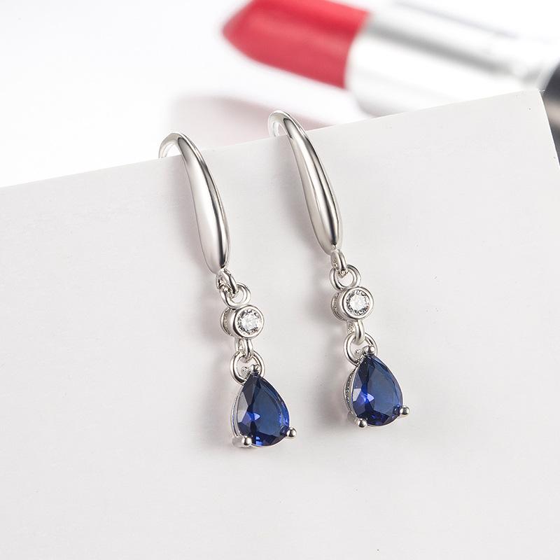 White Coral - レディース イヤリング 水滴型 ブルー水晶 シャンパンゴールド ジルコニア ロング フック 耳飾り ドロップ ファッション 日常使い 輝き 繊細 デザイン