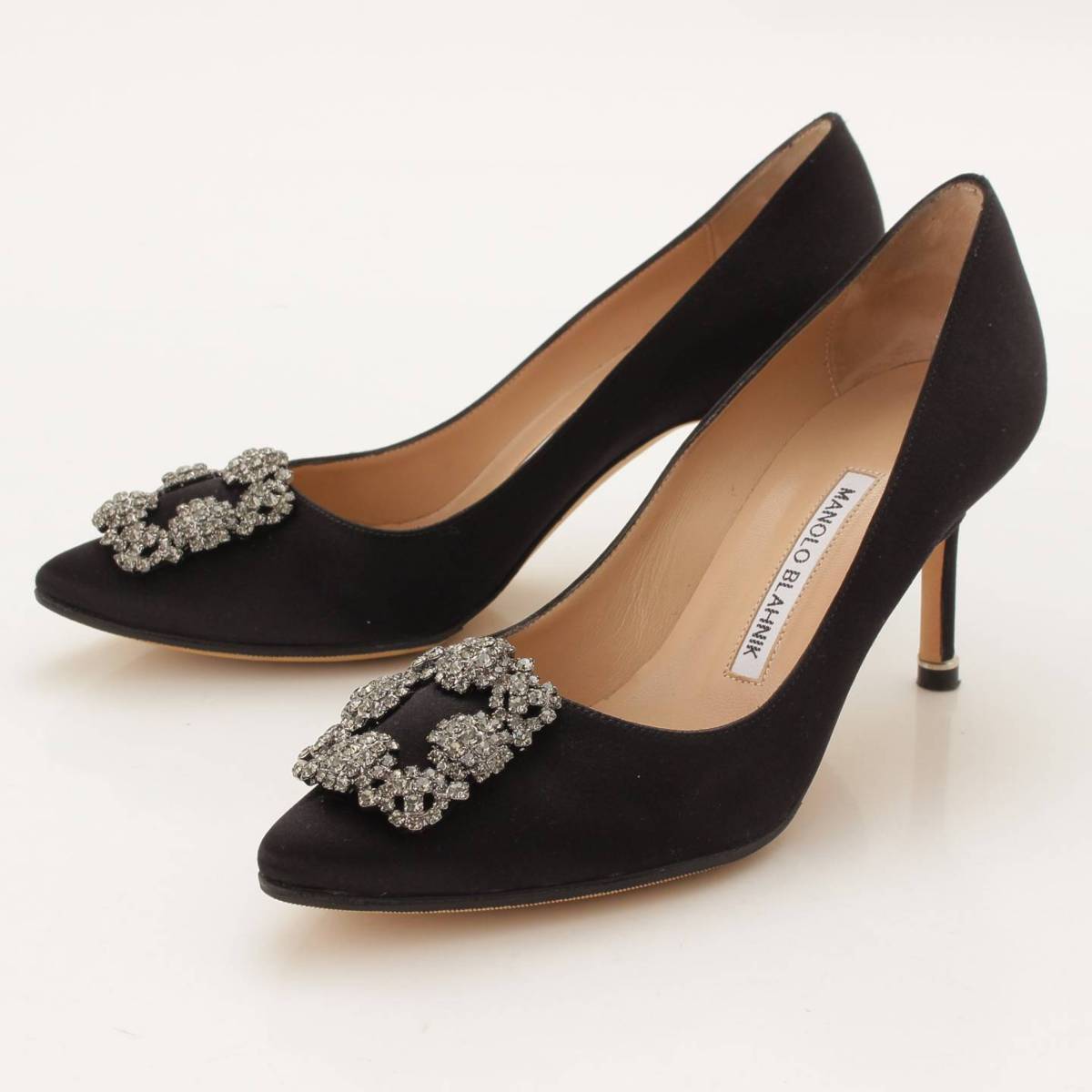 【マノロ ブラニク】Manolo Blahnik　Hangisi ハンギシ ビジュー サテン パンプス ハイヒール ブラック 37 【中古】【鑑定済・正規品保証】149064のサムネイル