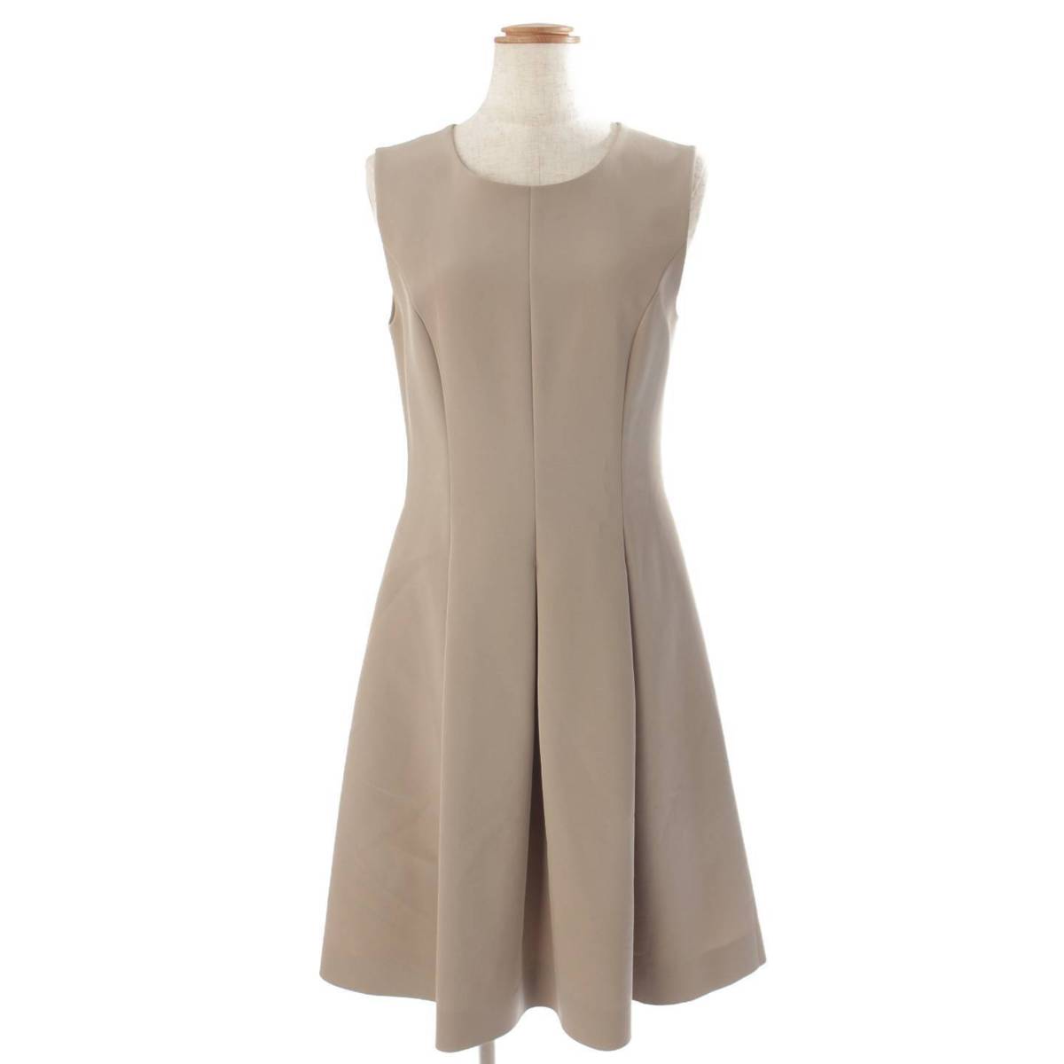 【フォクシー】Foxey　デイジーリン Washable Light Corset ノースリーブ ワンピース 06034 グレー 38 【中古】【鑑定済・正規品保証】172106のサムネイル