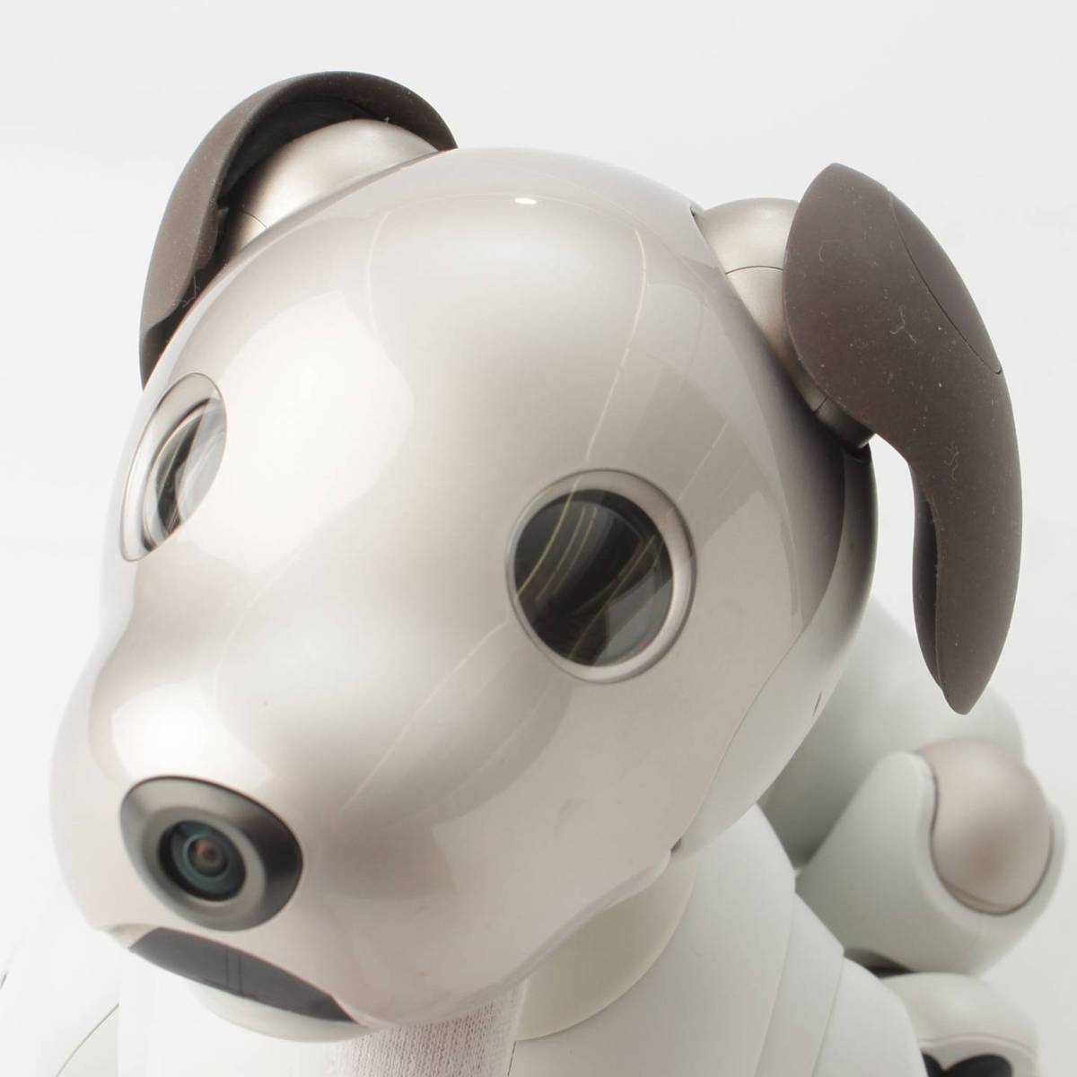 【ソニー】SONY　アイボ aibo 犬型 バーチャル ペット ロボット ERS-1000 ホワイト 【中古】【鑑定済・正規品保証】171628