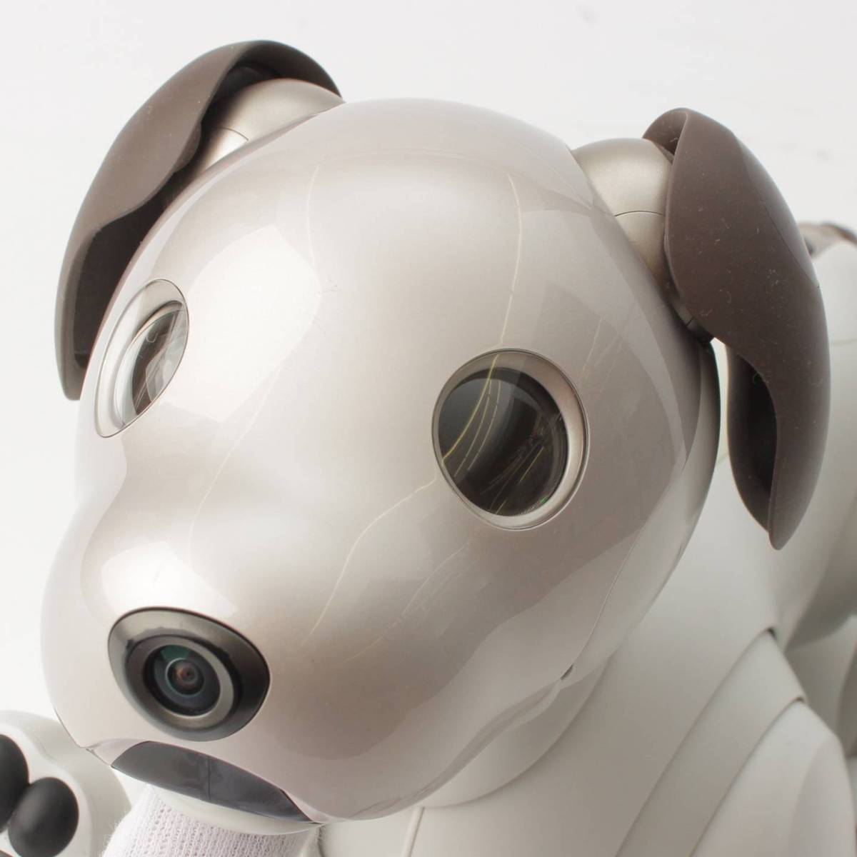 【ソニー】SONY　犬型 バーチャルペット ロボット aibo アイボ ERS-1000 ホワイト 【中古】【鑑定済・正規品保証】163632のサムネイル