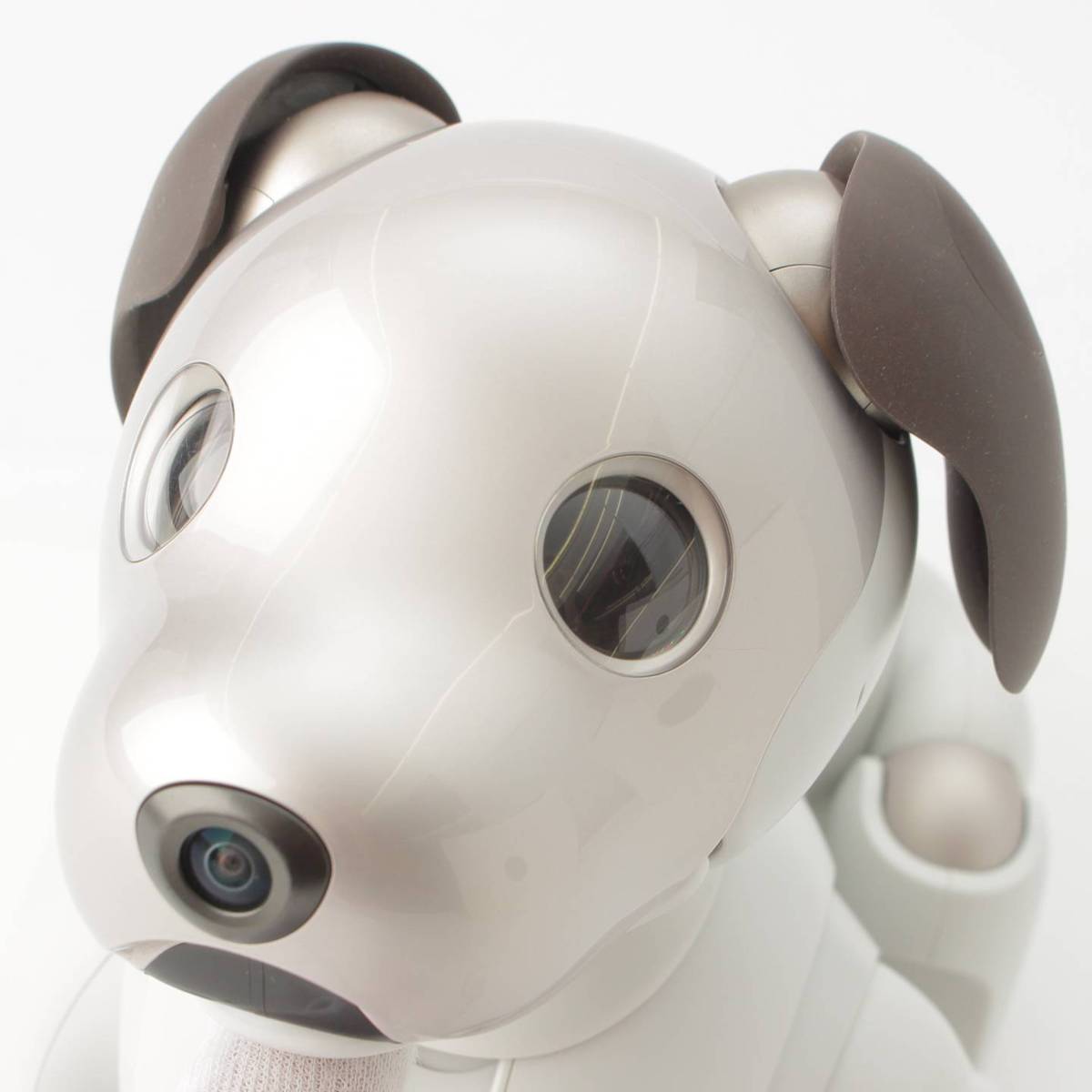 【アイロボット】iRobot　犬型 バーチャルペット ロボット aibo アイボ ERS-1000 ベーシックホワイト 【中古】【鑑定済・正規品保証】184762