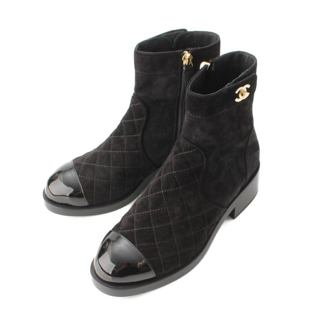 【シャネル】Chanel　20K スエード ココマーク ターンロック マトラッセ ブーツ G36763 ブラック 36 未使用【中古】【鑑定済・正規品保証】192424のサムネイル