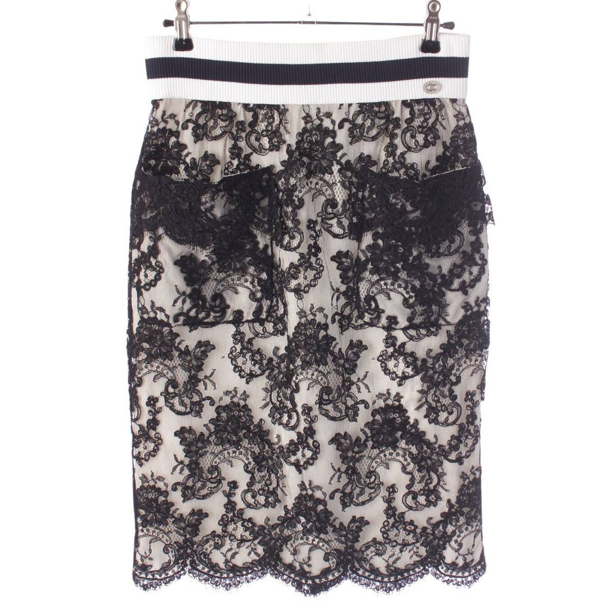 【シャネル】Chanel　ココマークチャーム 花柄レース タイトスカート P56061 ブラック 38 【中古】【鑑定済・正規品保証】202745のサムネイル